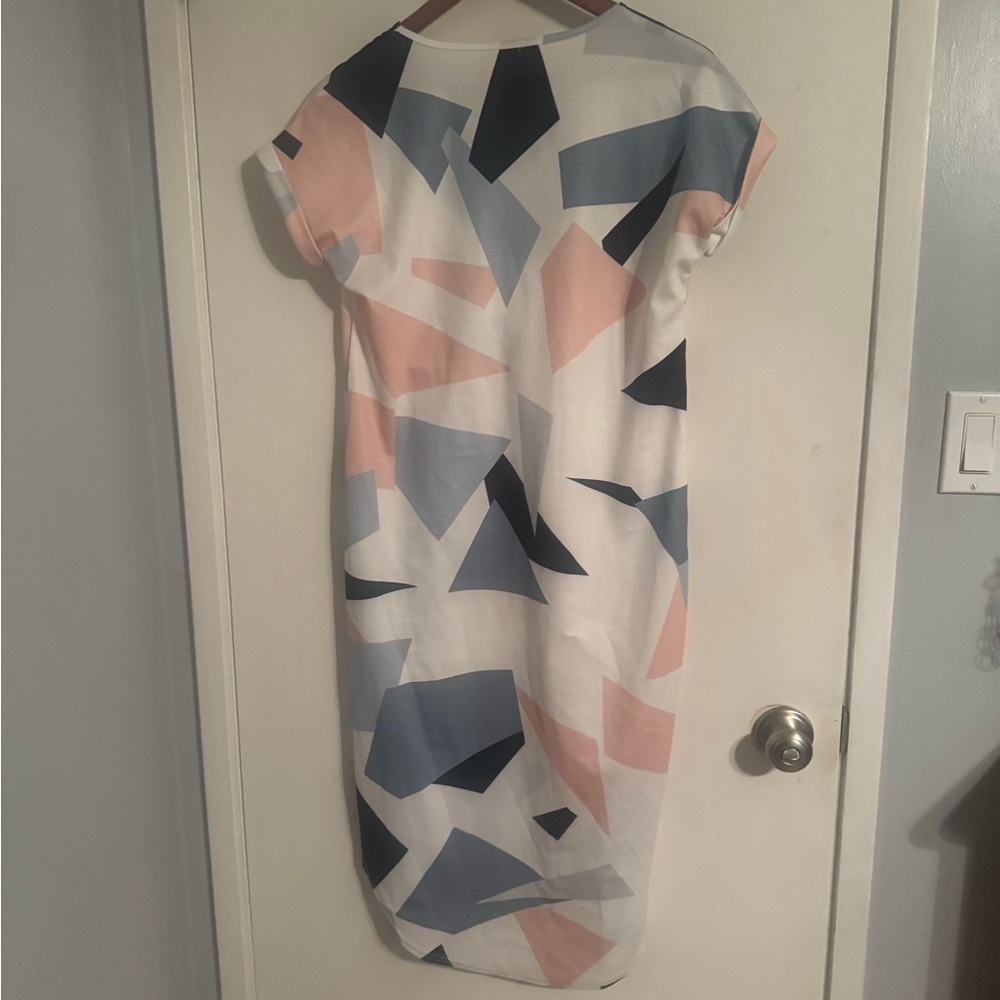 Abstract Patterned Dress - Picture 4 of 4